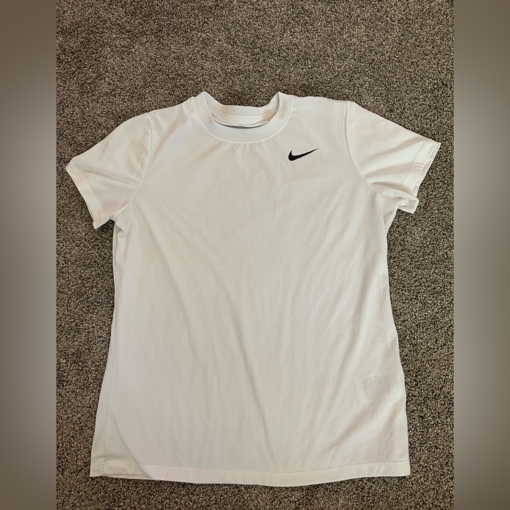 Nike Women's Dri-FIT Legend T-Shirt White Short Sleeve Tee - Medium